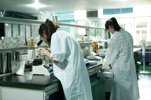 18200-72-1 gli emulsionanti del forno compongono la polvere bianca cotta a vapore GB2760 dell'emulsionante dell'apprendista del panino 4