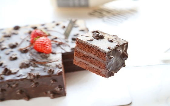 Il modificatore del dolce dell'emulsionante del commestibile di iso ingrandice il volume di dolce